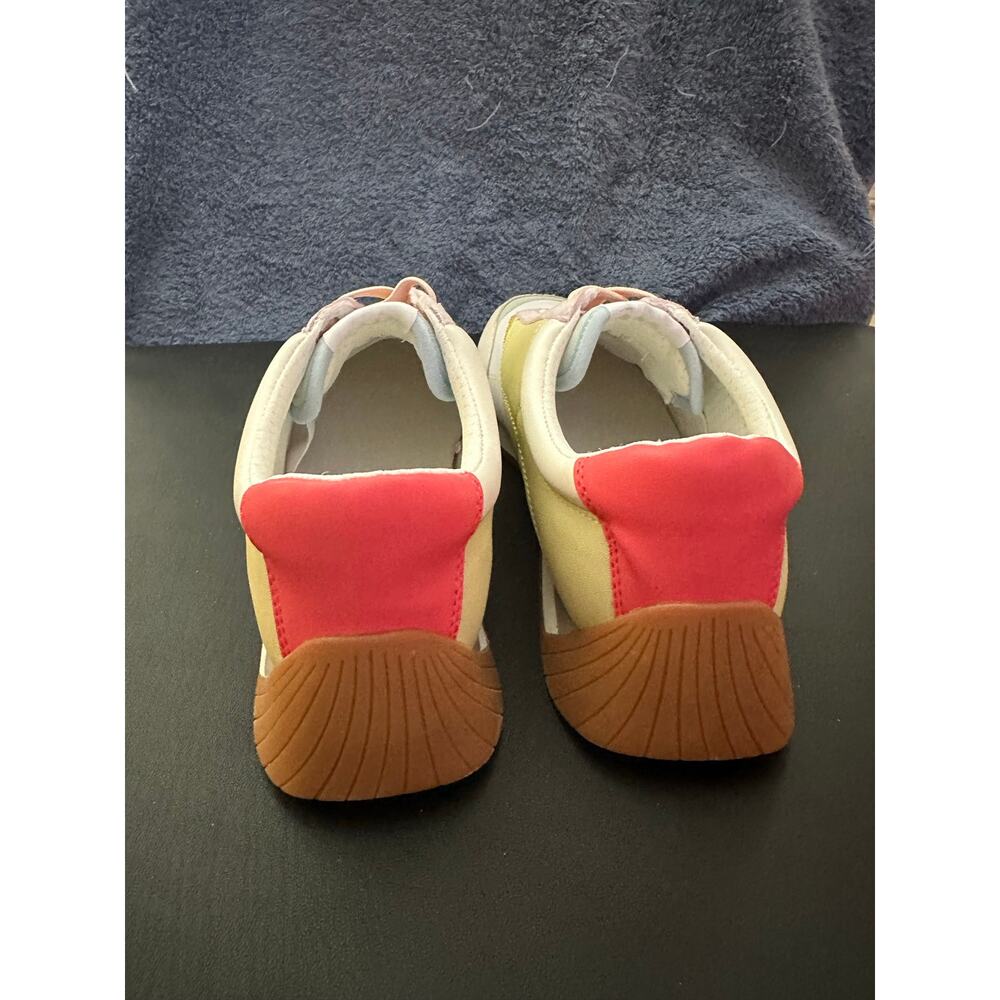 *NWT* Franco Sarto Brescia Women's Sneaker - Size 7.5 - Picture 4 of 6